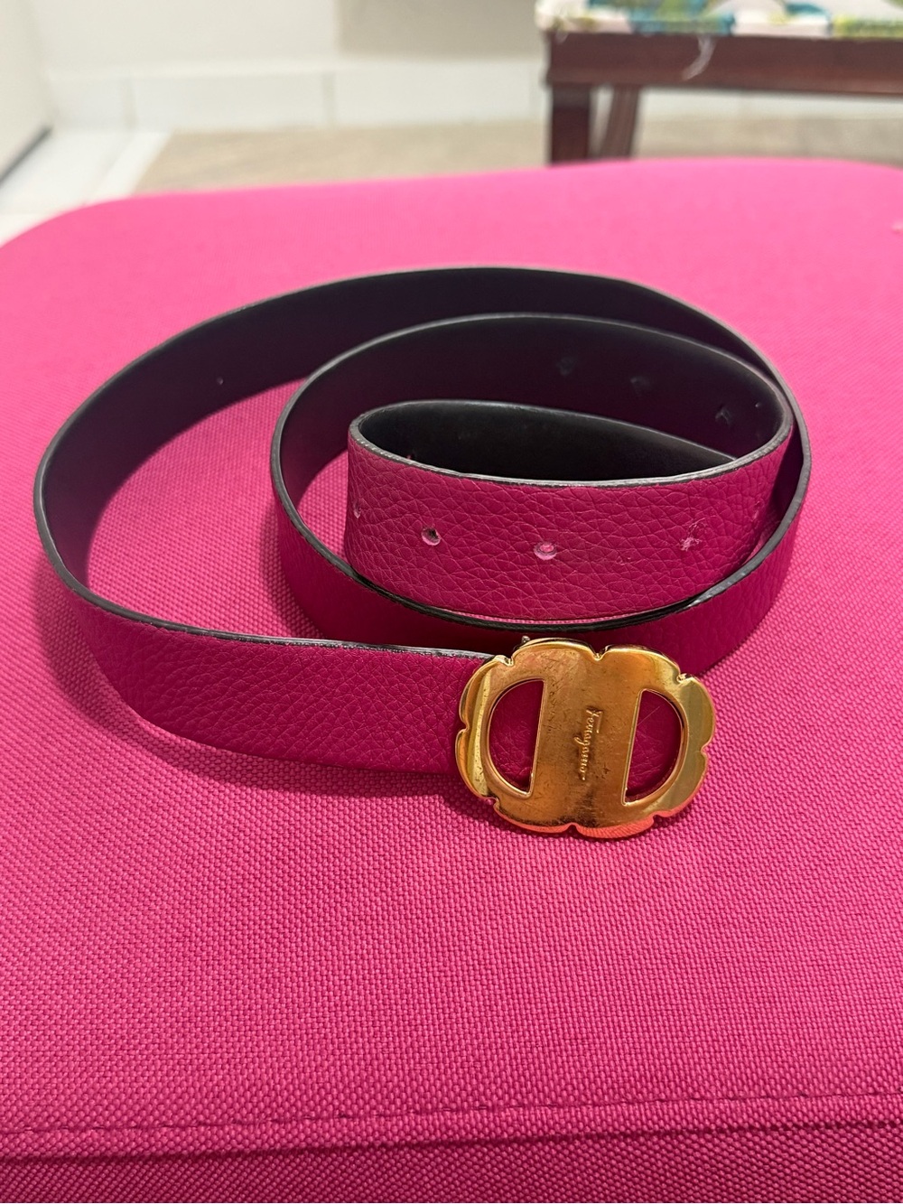Salvatore Ferragamo Fuchsia Leather Belt with Gold Logo Buckle